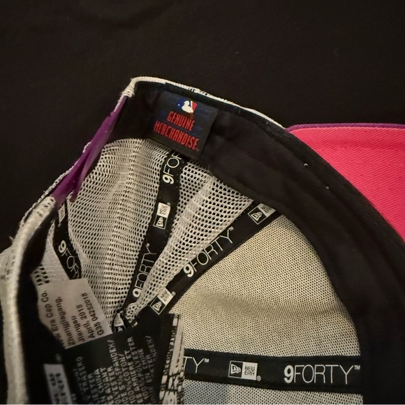 NWOT New Era Youth New York Yankees SnapBack Cap - Picture 3 of 3